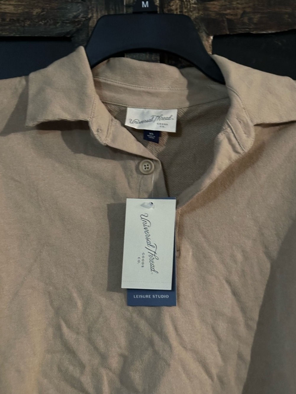 Universal Thread Leisure Studio NWT Beige Long-Sleeve Polo Sweatshirt XS - Picture 3 of 6